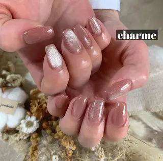 ネイル charme所属・. SHIORIのネイルデザイン