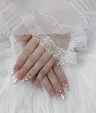 ネイル Roveil所属・佐藤　Roveil 勾当台公園駅徒歩5分のネイルデザイン