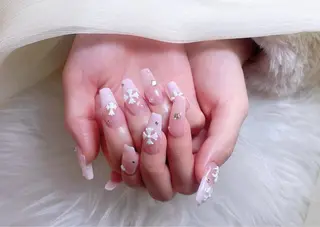 ネイル B·U Nail大宮 長さだし専門店のネイルデザイン
