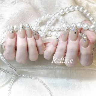 ネイル RAFFINE haru🦋🩵のネイルデザイン