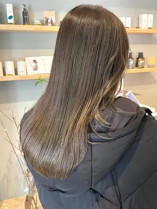 ロング カラー SALOWIN下北沢所属・hazuki 🌝のヘアスタイル