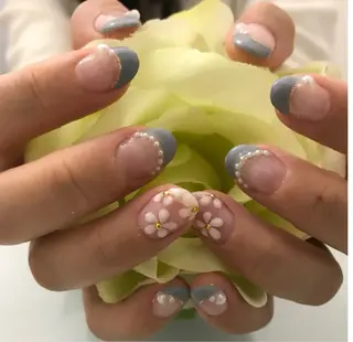 ネイル EMILIA Ryokoのネイルデザイン