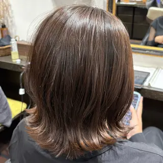ミディアム 艶カラー/ レイヤー/あいりのヘアスタイル