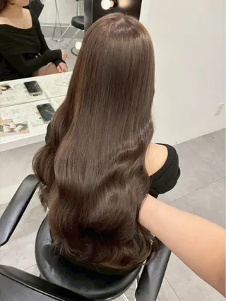 ロング みゆき/透明感カラー /カラー特化のヘアスタイル
