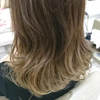 カラー 寺島 伸のヘアスタイル