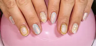 ネイル VIERU 🌈🎀💖のネイルデザイン