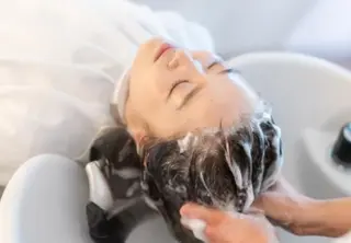 アベ マコトのヘアスタイル