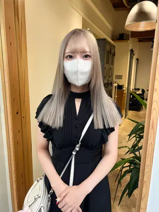 セミロング カラー nishido ハイライト/海外ヘアのヘアスタイル