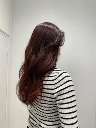 ロング カラー レイヤー・ナチュラル RUKUのヘアスタイル