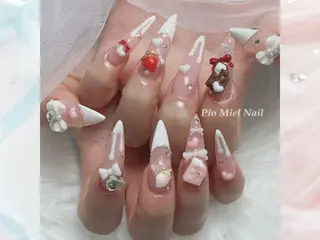 ネイル Pio Mielのネイルデザイン