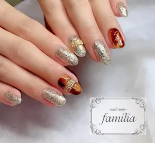 ネイル -nailroom- familiaのネイルデザイン