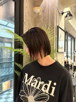 ショート カラー KAEDE🌺Wカ ラー/ホワイトカラーのヘアスタイル