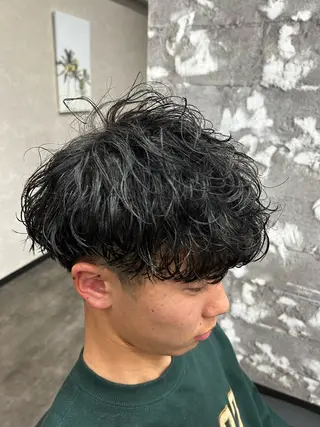 ショート パーマ メンズ Seaツイスト/ ユウガのヘアスタイル