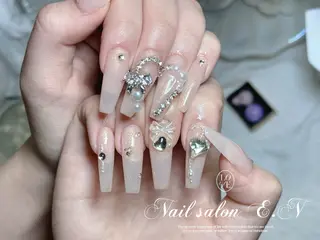 ネイル E.N🦋 長さ出し/持ち込みのネイルデザイン