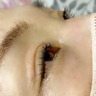 マツエク・マツパ リラネイル所属・福田 美代子のネイルデザイン