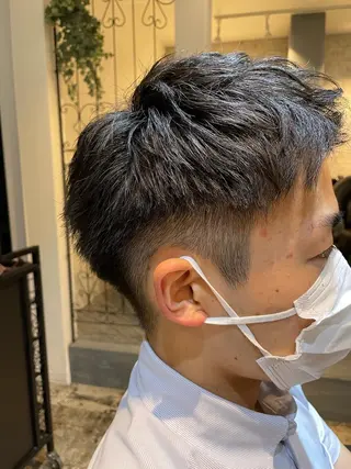 メンズ cressエイジングケア　レイヤーカット所属・栗原 諒のヘアスタイル