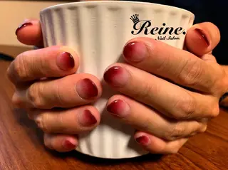 ネイル Nailsalon Reine所属・玉栄 伶奈のネイルデザイン
