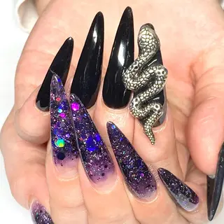 ネイル VOGUE ×SWANのネイルデザイン