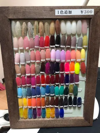 ネイル 桜田 麻菜のネイルデザイン