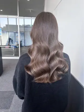 ロング カラー GO TODAY 心斎橋edel店所属・白髪ぼかし/髪質 改善/KOMORIのヘアスタイル