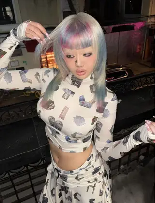 ミディアム カラー デザインカラー⭐︎★ 🐆hyo🐆のヘアスタイル