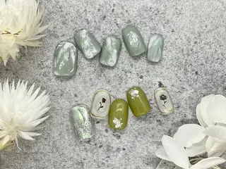 ネイル Y Harunaのネイルデザイン