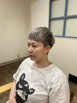 ショート カラー N°+aero 😊れいか😊のヘアスタイル