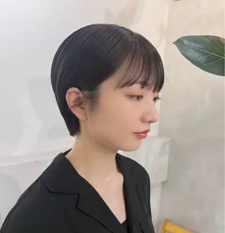 ショート foto所属・𝐁𝐋𝐔𝐄𝐓 /カット特化/新宿のヘアスタイル