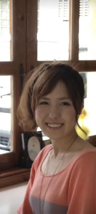 セミロング カラー ヘアアレンジ  知念　香トータル ビューティー🌷のヘアスタイル