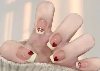 ネイル Tini ANA.CHUOのネイルデザイン