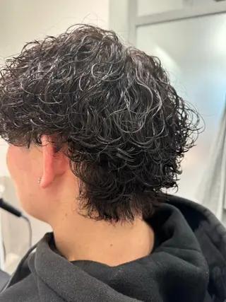 ミディアム パーマ メンズ EMANON  ANNEX池袋東口店所属・SiV(ｼﾋﾞ)✂︎ メンズ専門💈のヘアスタイル