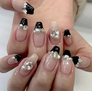 ネイル UniqueNail 長さだし専門店のネイルデザイン