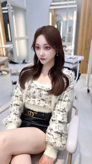 ロング レイヤーカット/ 顔まわり/アオイのヘアスタイル