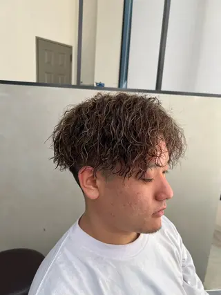 メンズ 赤み消しカラー✳️ 井上明日翔💫のヘアスタイル