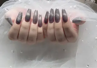 ネイル KARI ネイルサロンのネイルデザイン