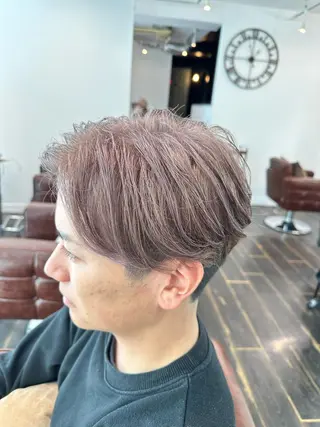 カラー メンズ 齋藤 拓麻のヘアスタイル