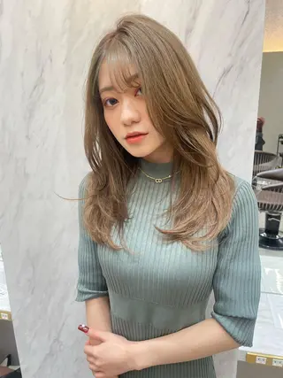 ミディアム rina／ベージュ ワンホン/韓国ヘアのヘアスタイル