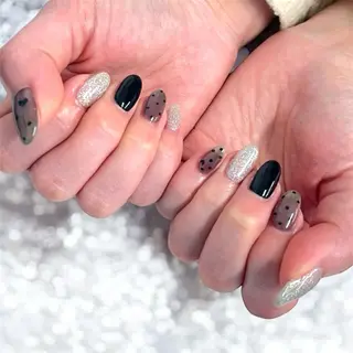 ネイル M. Natsumiのネイルデザイン