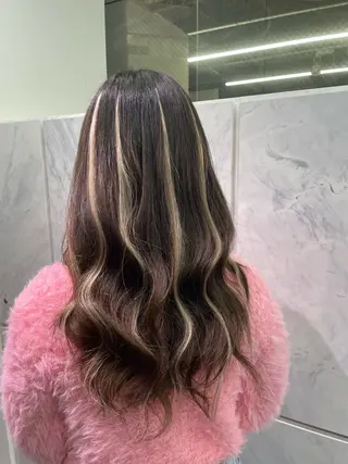 セミロング ハイトーンカラーエク ステ🌺RENA🌺のヘアスタイル