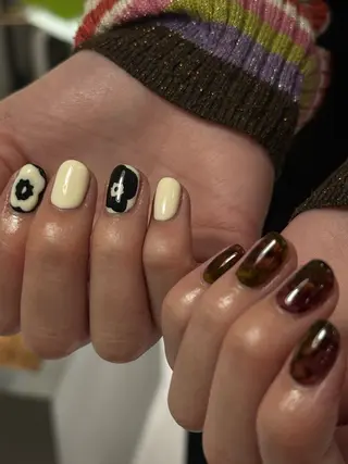 ネイル neouv所属・NEOUV_ mikuのネイルデザイン