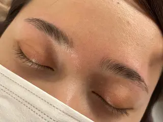 アイブロウ HANAE (diamant)のマツエク・マツパデザイン