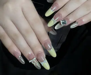 ネイル 🍑 momo_nailのネイルデザイン