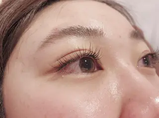 マツエク・マツパ 石渡このみ 🍊レイヤーカットのヘアスタイル