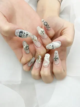 ネイル 五十嵐 美智のネイルデザイン