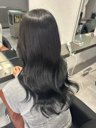 ロング カラー 韓国透明感🇰🇷 SAKURAのヘアスタイル