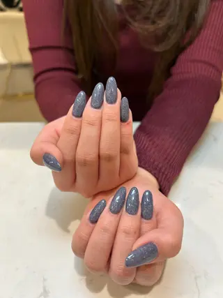 ネイル Raviy新宿店所属・やまだ ななせのネイルデザイン