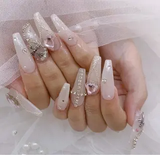 ネイル Tira Nailのネイルデザイン