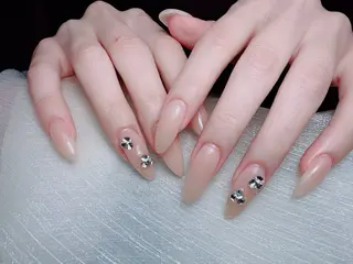 ネイル Yuxi Beauty salon 【ユーシィー ビューティ サロン】所属・ユーシーネイルサロン 池田公園店のネイルデザイン