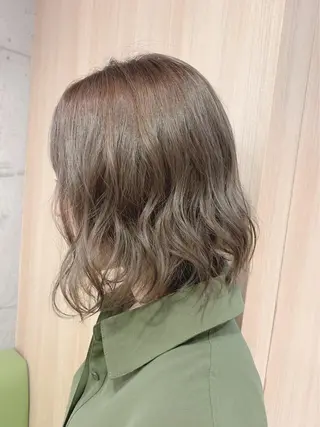 ミディアム U-REALM omotesando所属・中川 結のヘアスタイル