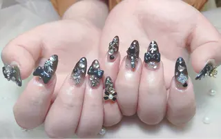 ネイル 小島 阿佑美のネイルデザイン